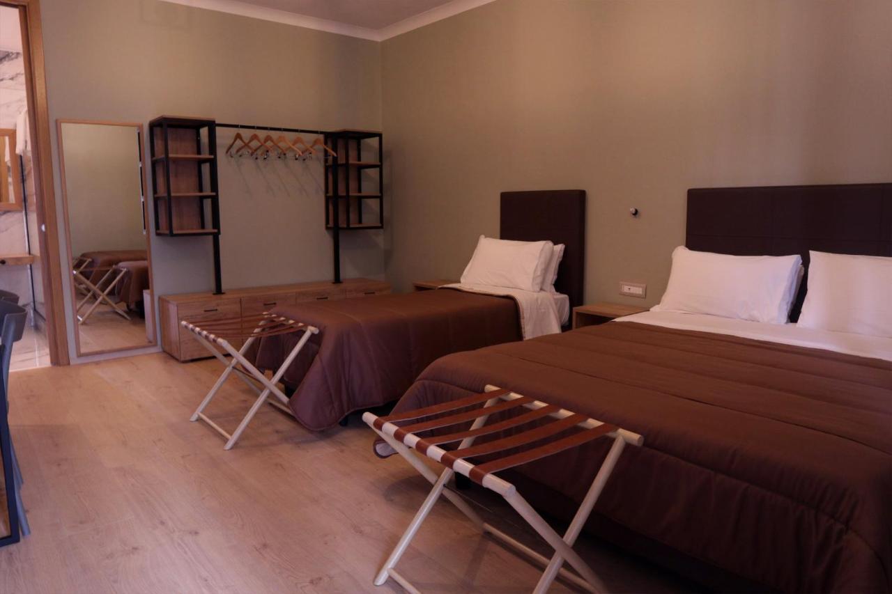 Manhattan Room & Suite Бари Экстерьер фото